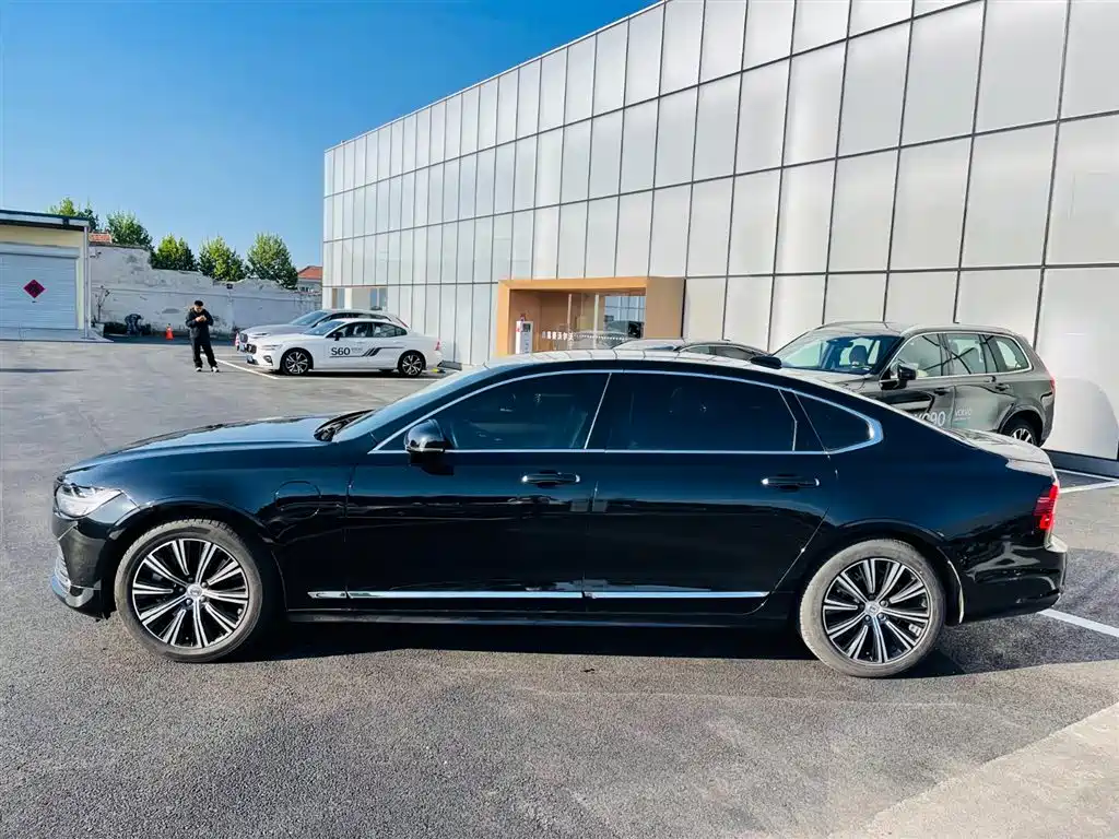 Volvo S90 PHEV 2021 — фото 3