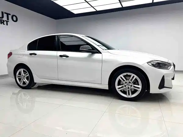 BMW 1 Series 2022