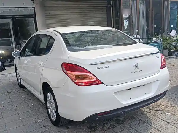 Peugeot 308 2014