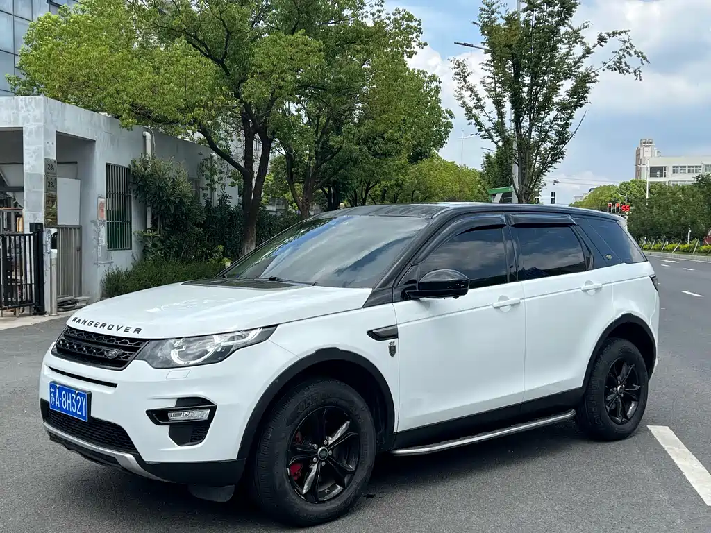 Land Rover Discovery Sport 2017 — фото 1
