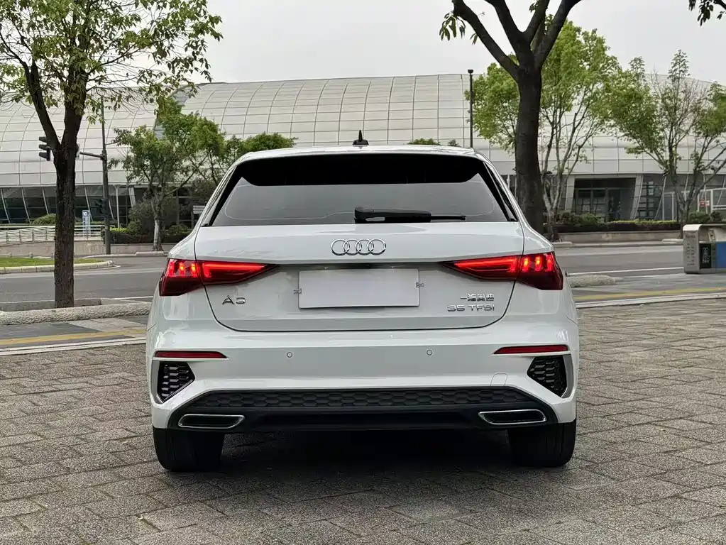 Audi A3 2022 — фото 8