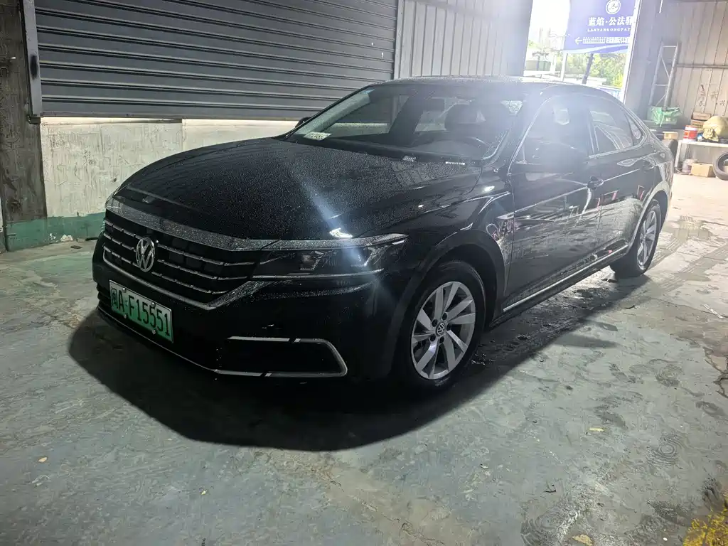 Volkswagen Passat PHEV 2020