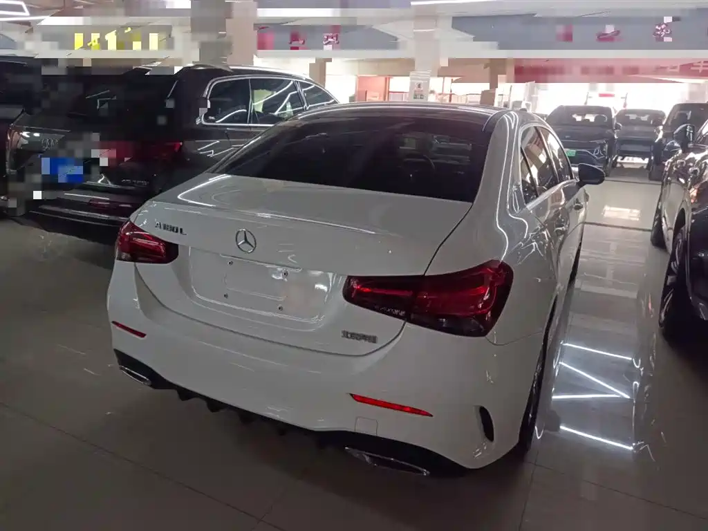 Mercedes-Benz A-Class 2021 — фото 5