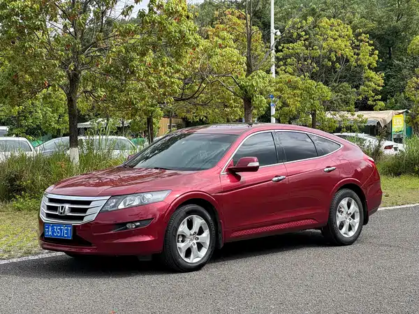 Honda Crosstour 2011