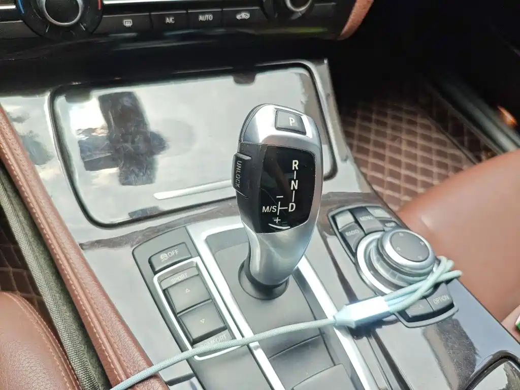 BMW 5 Series 2016
