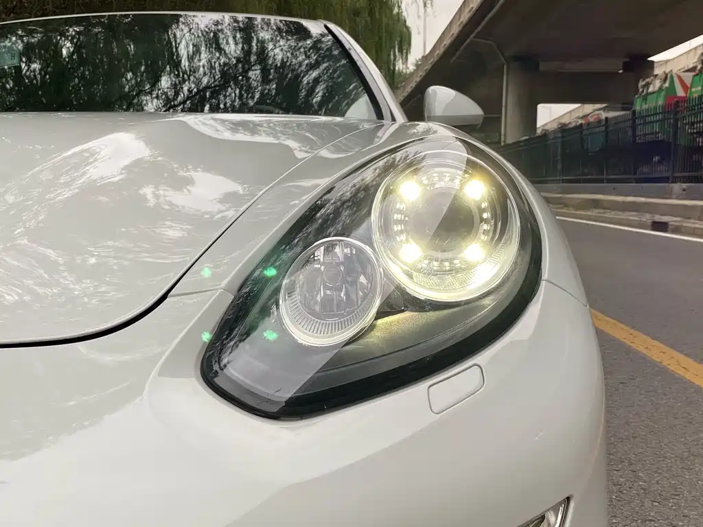 Porsche Panamera 2016 — фото 13