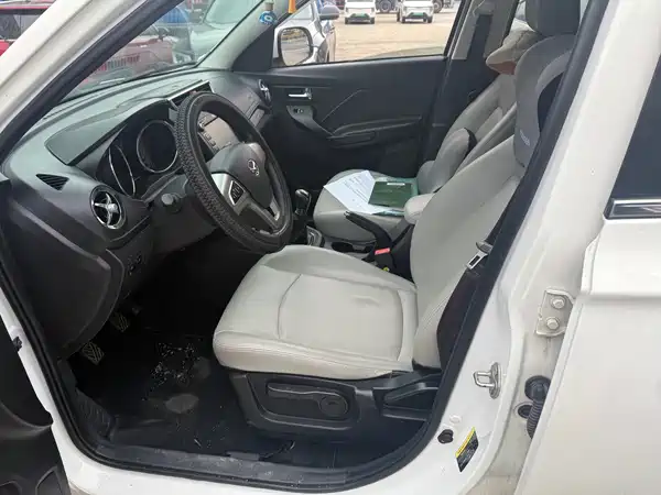 BAIC Huansu S3 2017