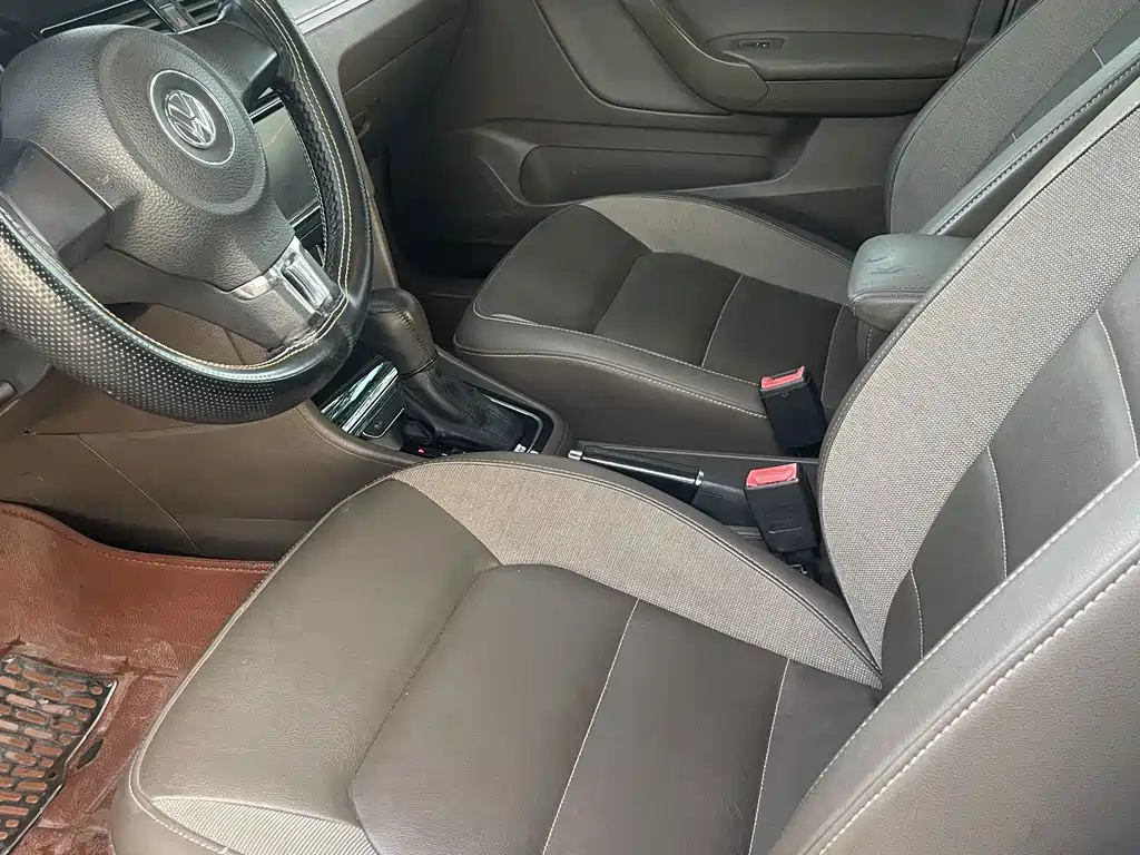 Volkswagen Bora 2015