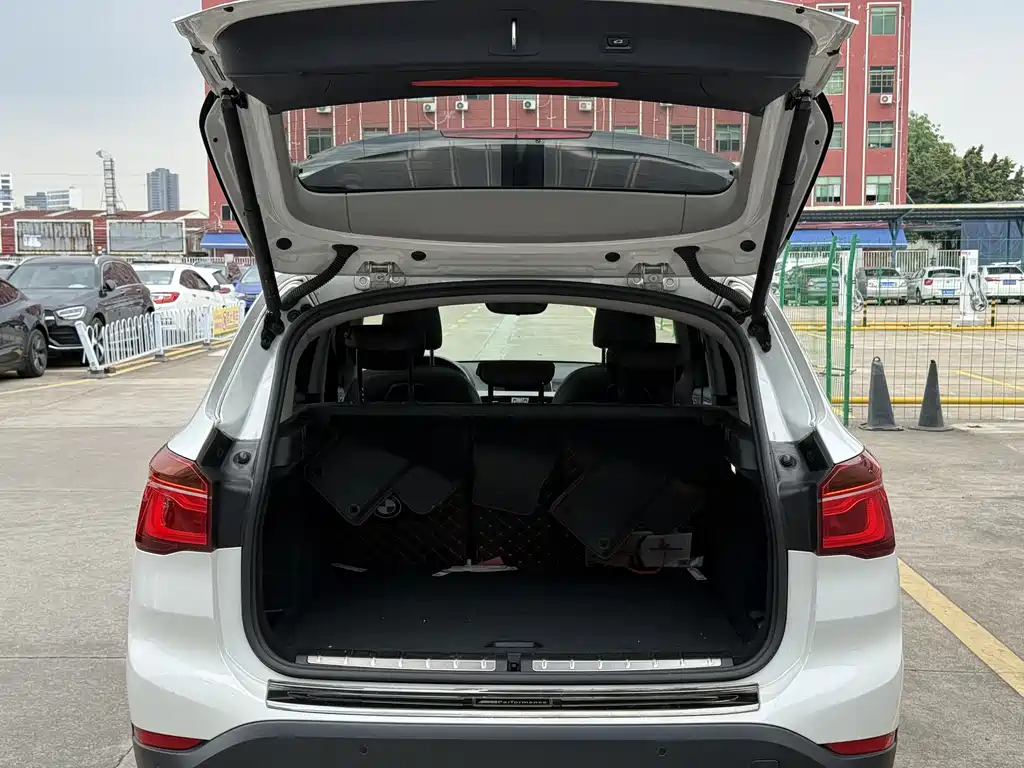 BMW X1 2019 — фото 12