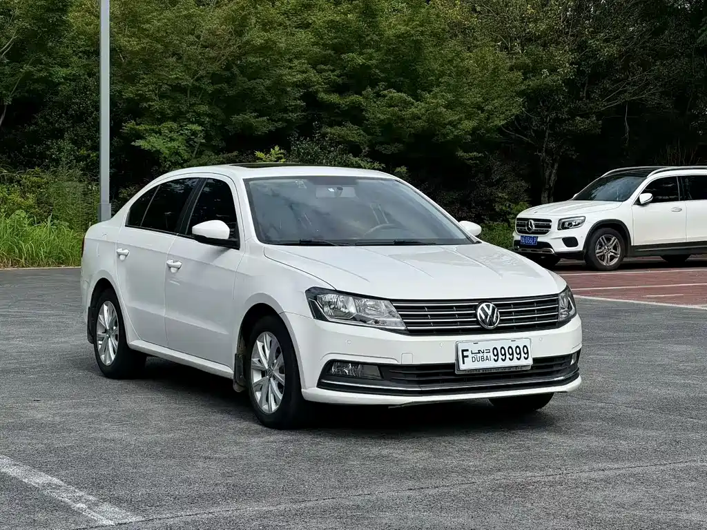 Volkswagen Lavida 2018 — фото 3