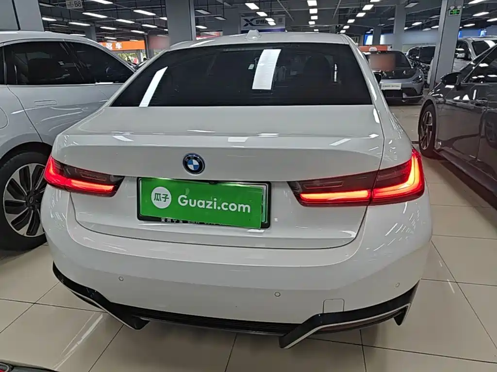 BMW i3 2024