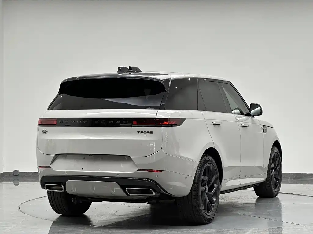Land Rover Range Rover Sport 2024 — фото 6