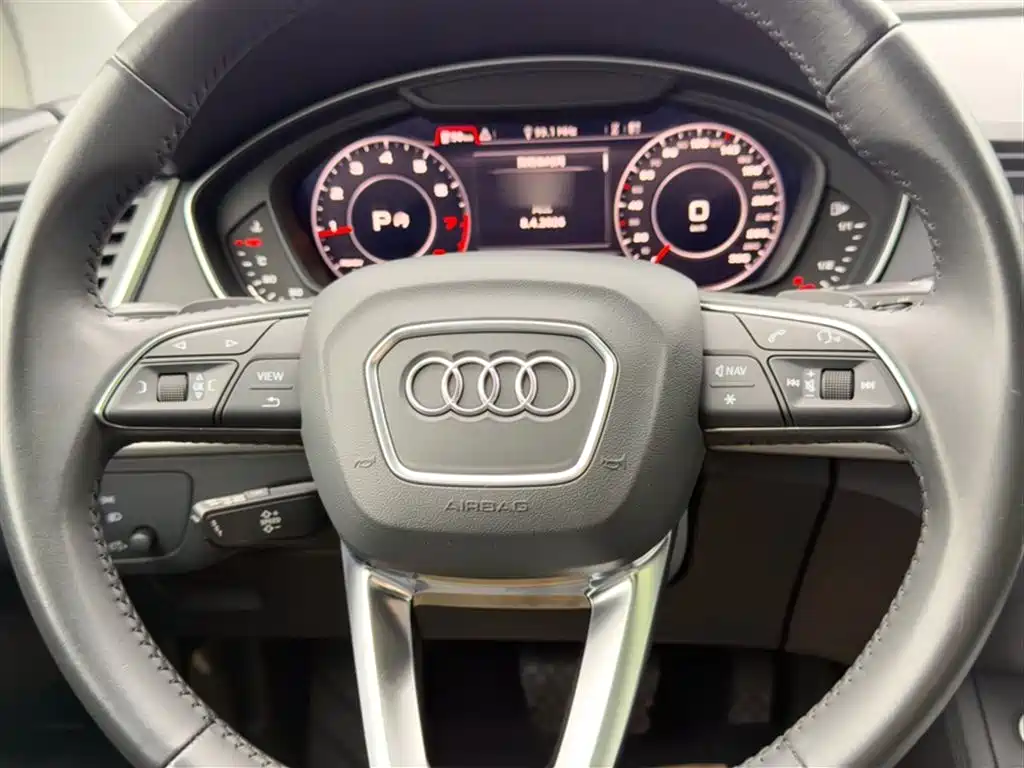 Audi Q5L 2021 — фото 18