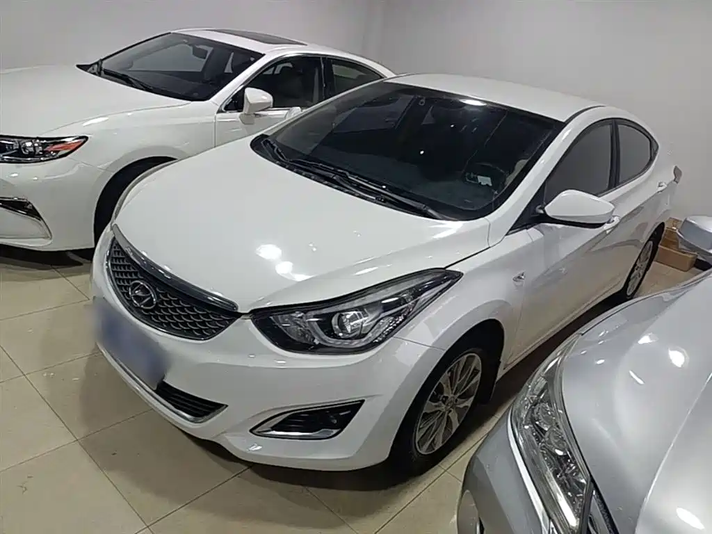 Hyundai Elantra Langdong 2018 — фото 1