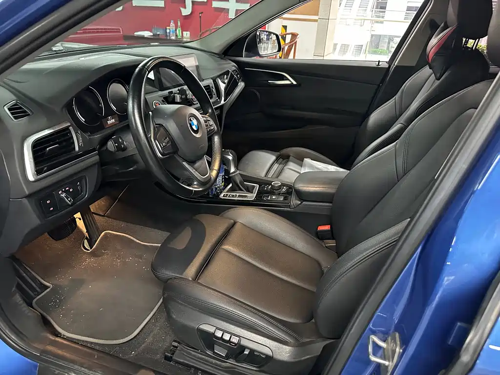 BMW 1 Series 2018