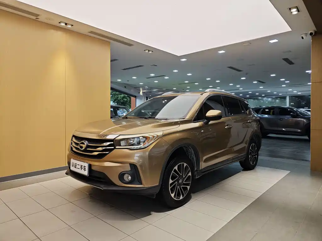 GAC Motor Trumpchi GS4 2015