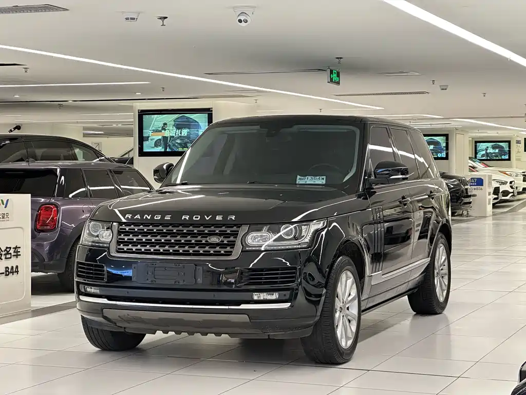 Land Rover Range Rover 2017 — фото 1
