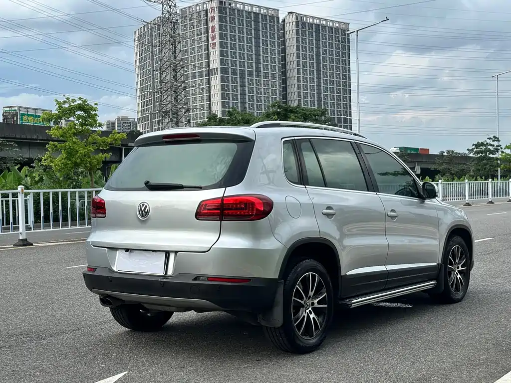 Volkswagen Tiguan 2014 — фото 8