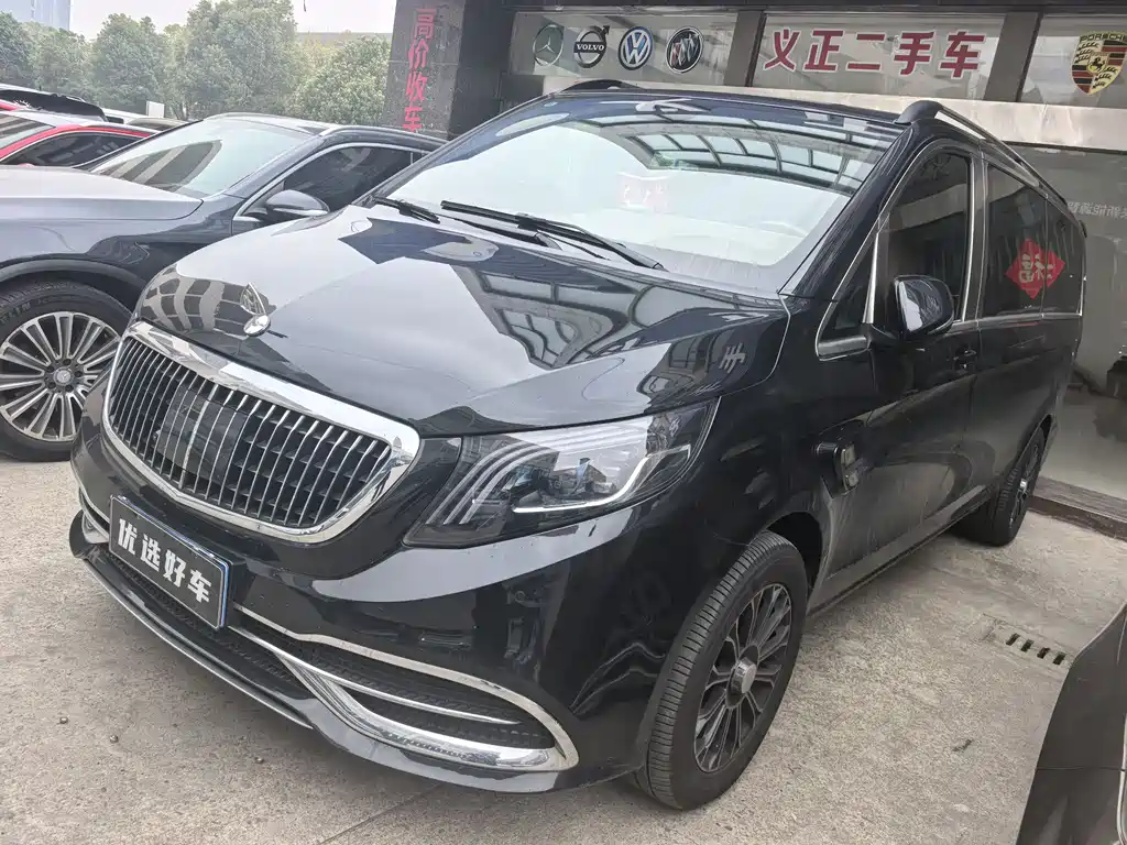 Mercedes-Benz Vito 2023 — фото 1