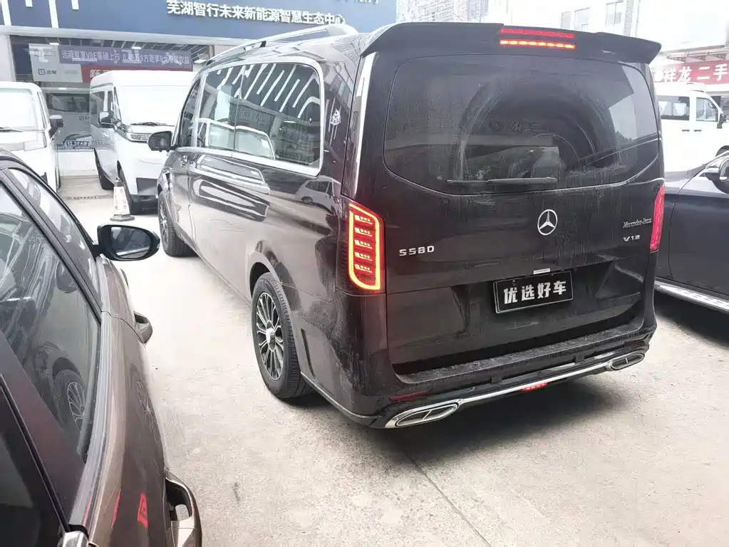 Mercedes-Benz Vito 2023 — фото 10