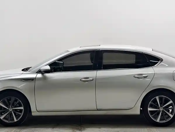 MG6 2020