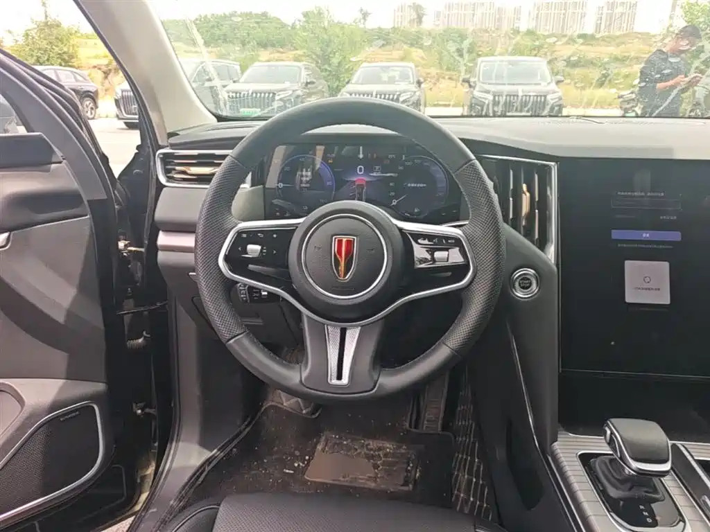 Hongqi HS7 PHEV 2024 — фото 11