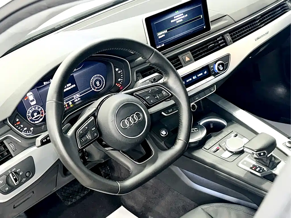 Audi A4L 2017