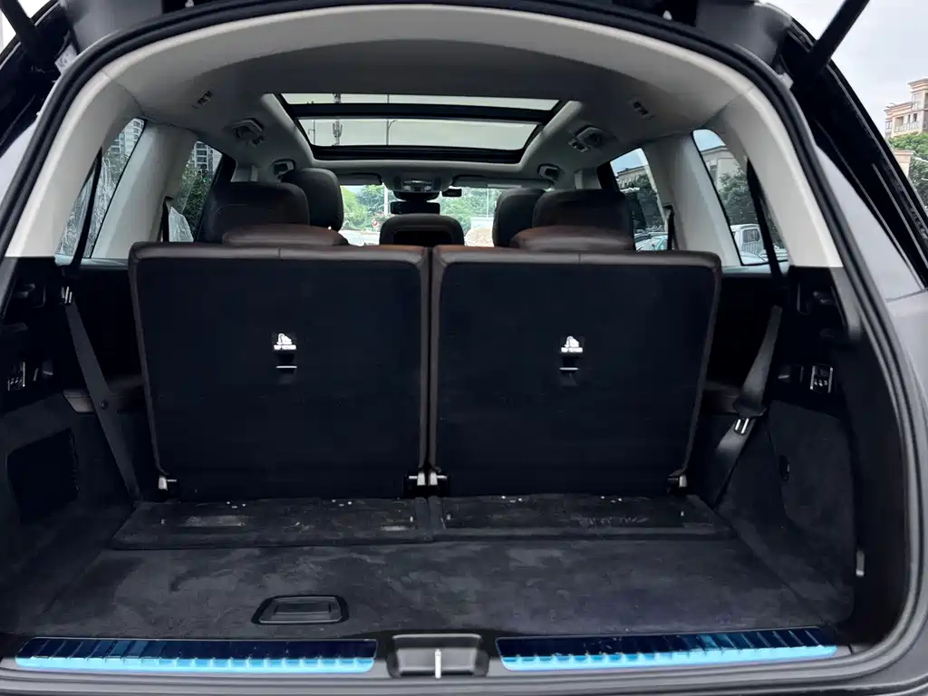 Mercedes-Benz GLS 2023
