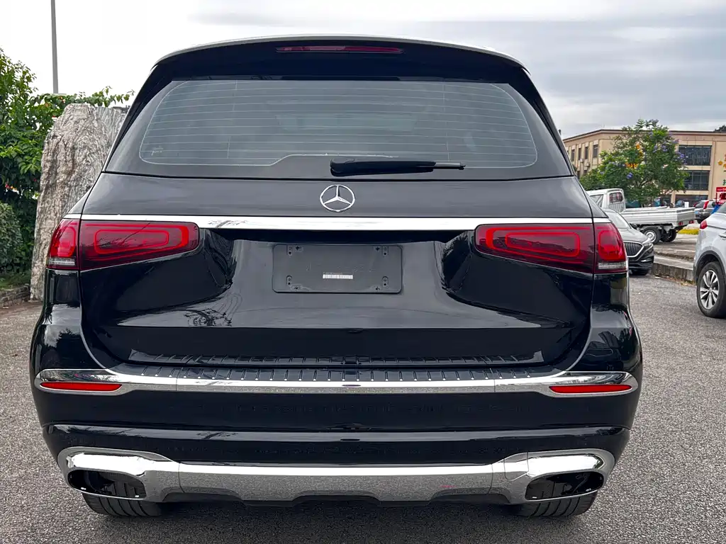 Mercedes-Benz GLS 2023