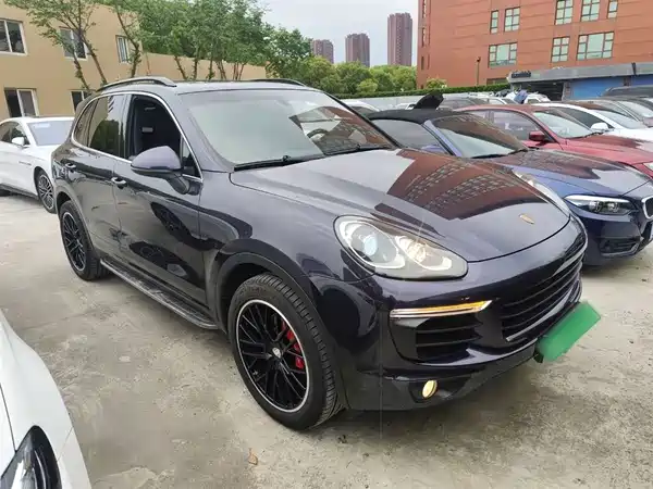 Porsche Cayenne 2016