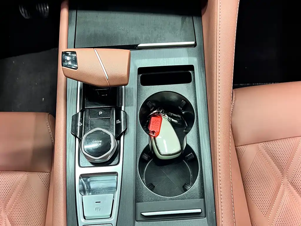 Changan CS75 PLUS 2024 — фото 15