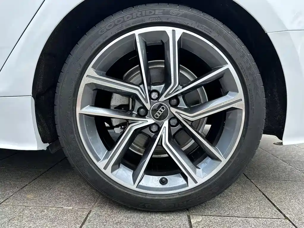Audi A5 2021 — фото 27