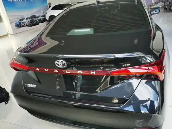 Toyota Avalon 2022