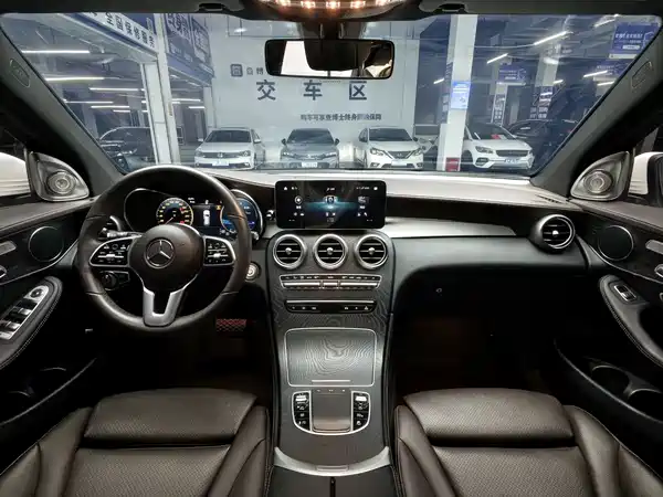 Mercedes-Benz GLC 2022