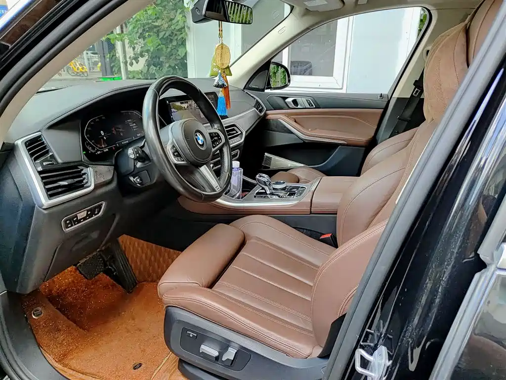 BMW X5 2021