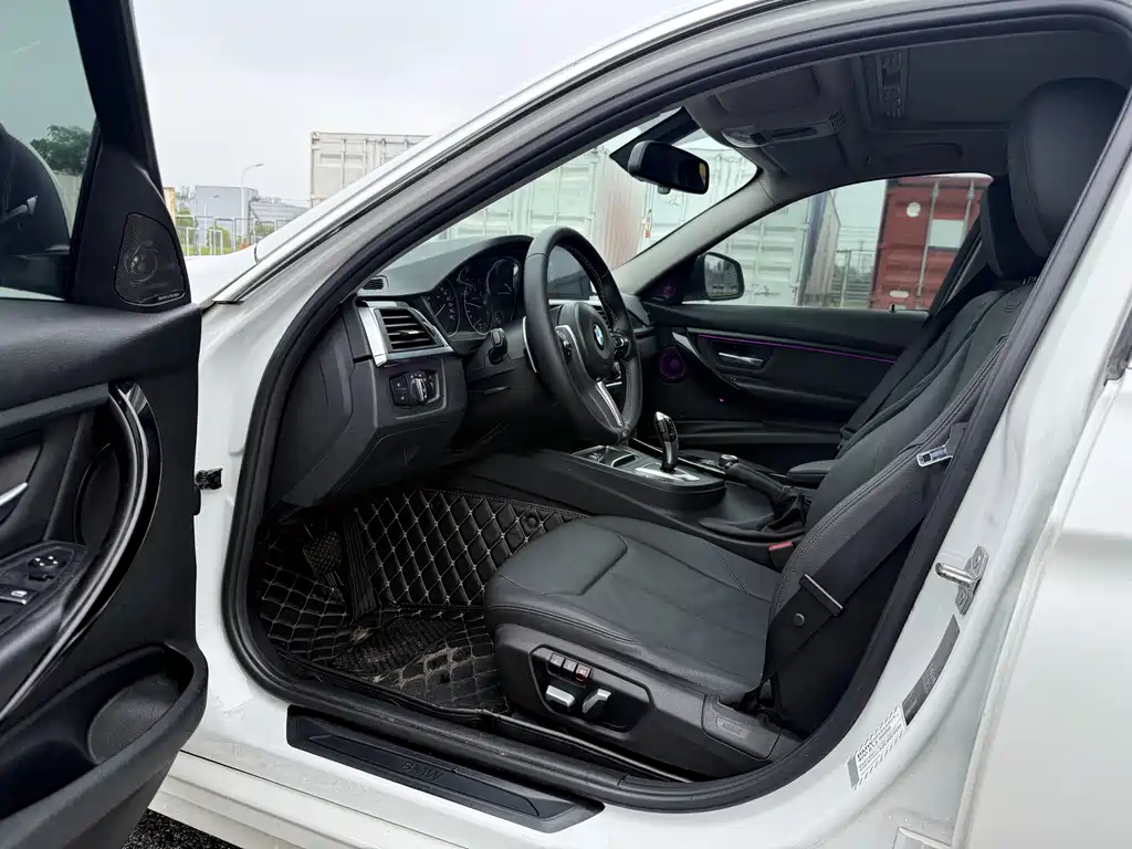 BMW 3 Series 2016