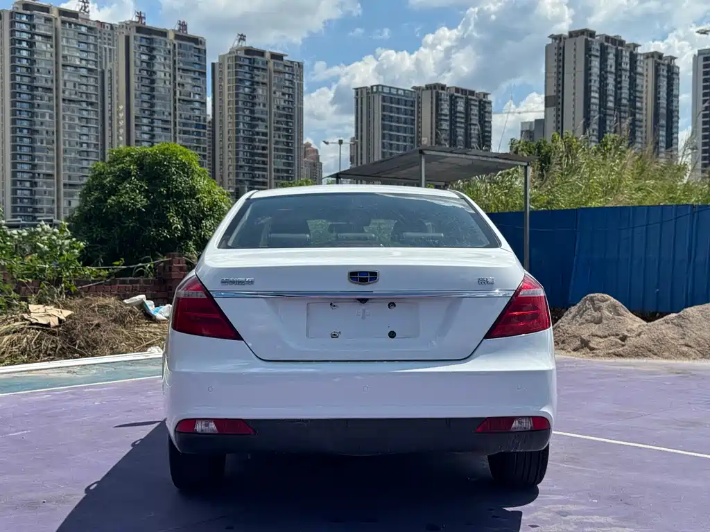 Geely Emgrand 2016
