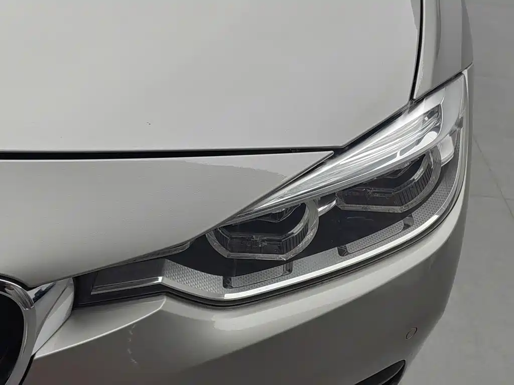 BMW 3 Series 2016