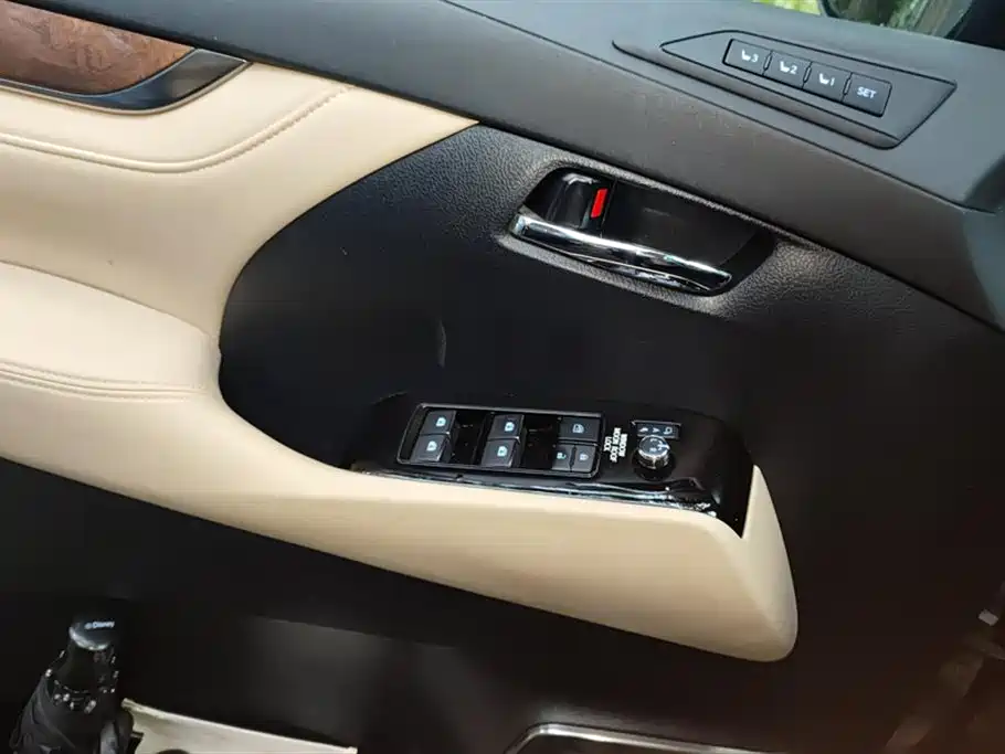 Toyota Alphard 2016 — фото 7