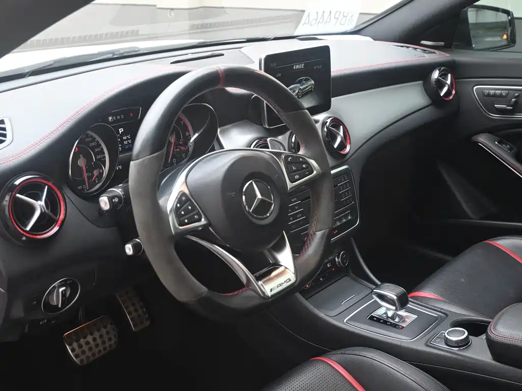 Mercedes-Benz CLA AMG 2015 — фото 8