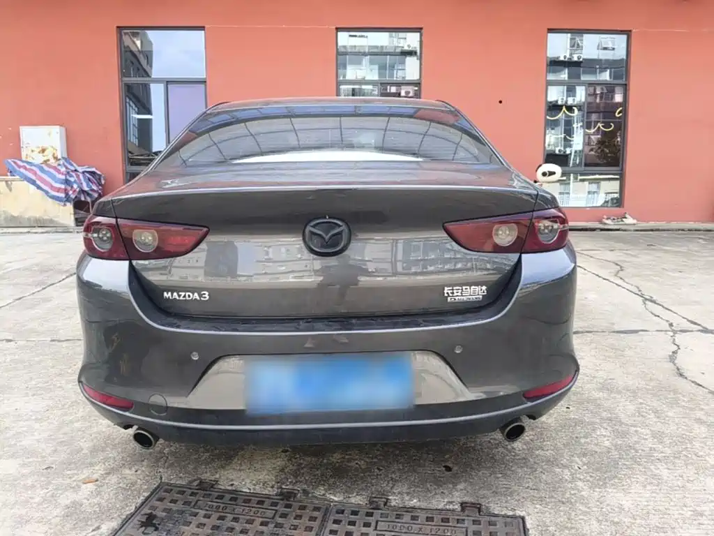 Mazda 3 Axela 2022