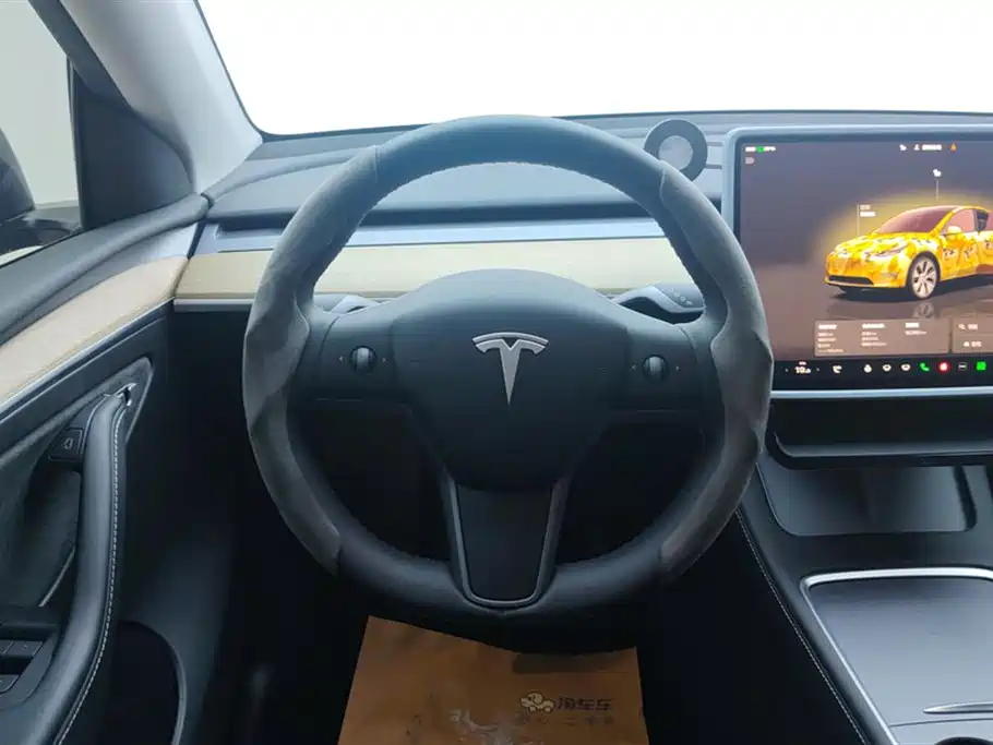 Tesla Model Y 2023 — фото 15