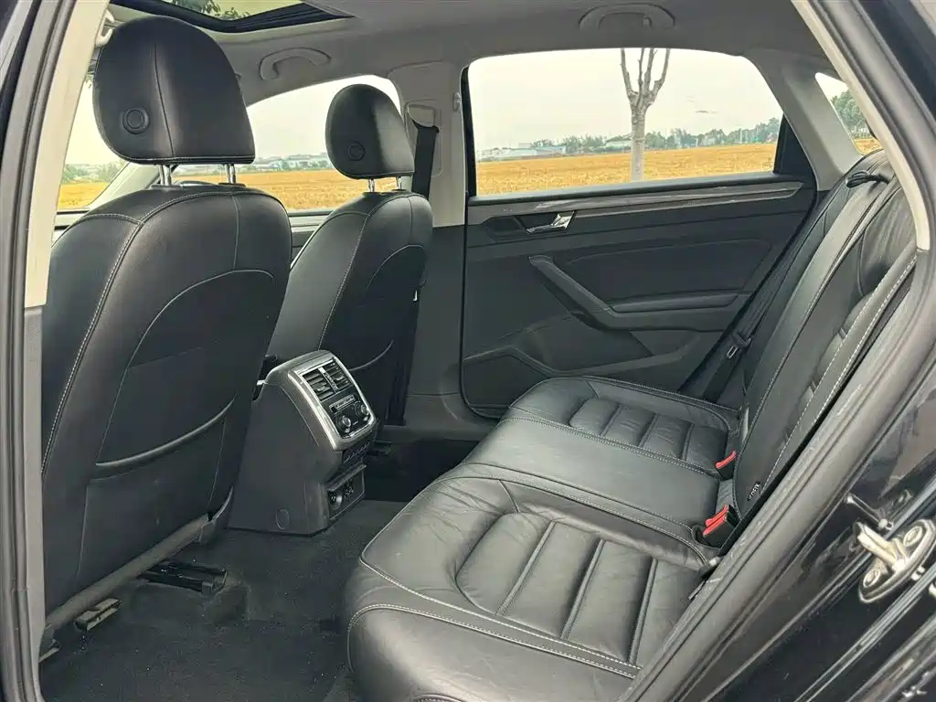 Volkswagen Passat 2016
