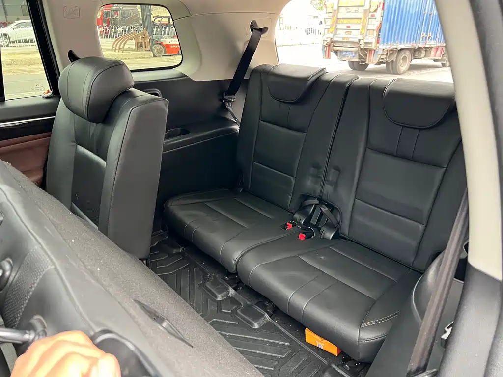 GAC Motor Trumpchi GS8 2018 — фото 34