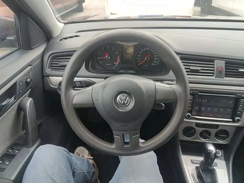 Volkswagen Gran Lavida 2015 — фото 11