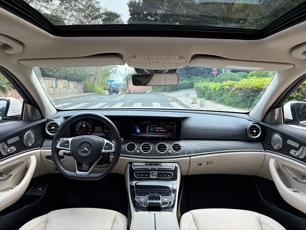 Mercedes-Benz E-Class 2017 — фото 12