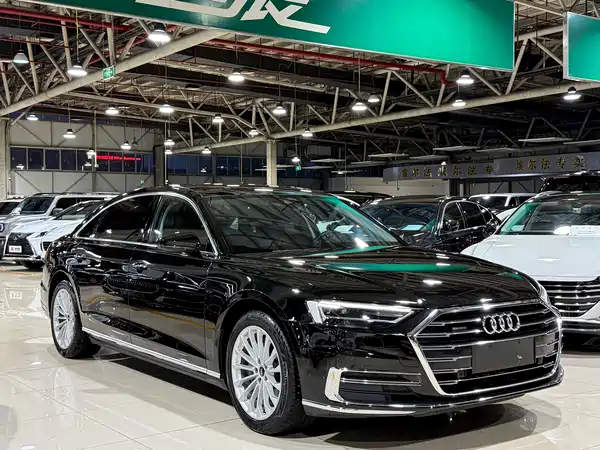 Audi A8 2021