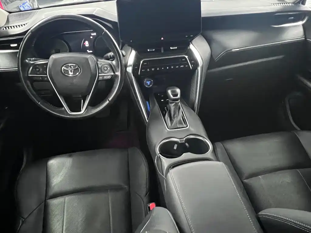 Toyota Harrier 2022
