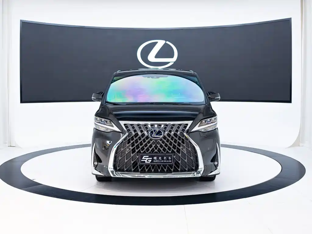Lexus LM 2023 — фото 2