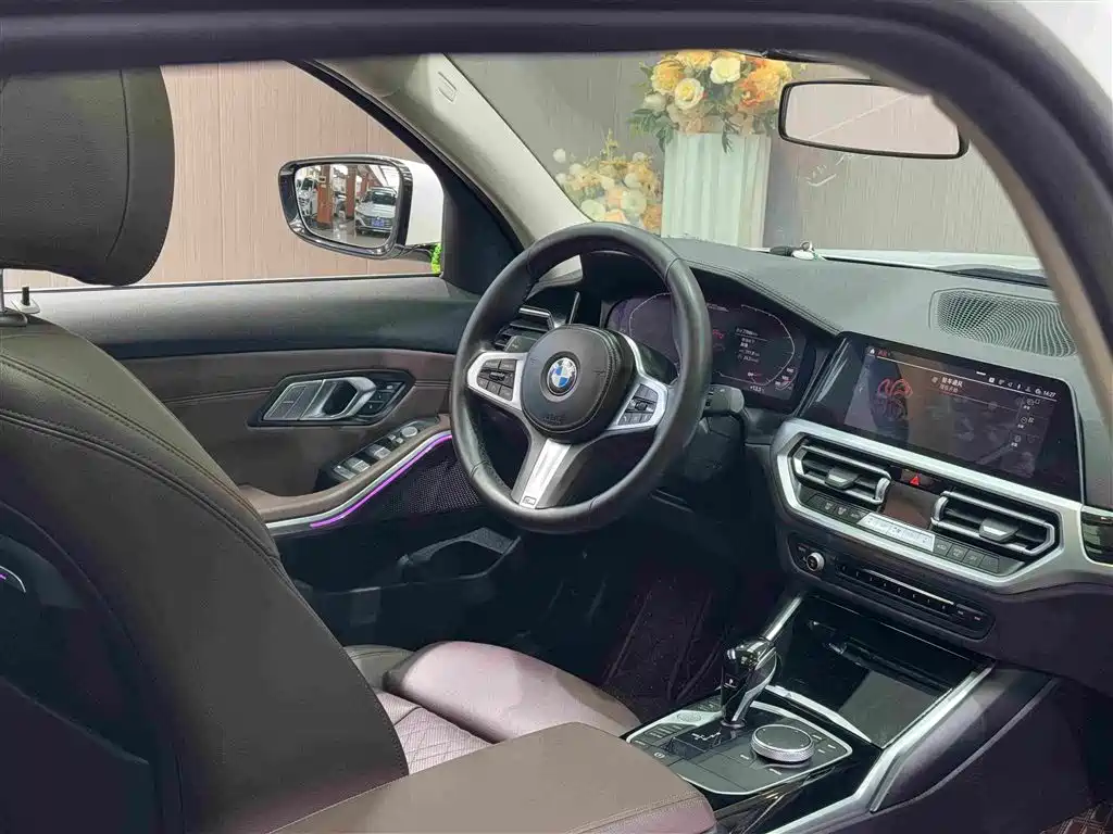 BMW 3 Series 2022 — фото 17